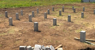 Фундамент на забивных жб сваях под ключ в Печоре - фундамент из забивных железобетонных свай цена от 3109 руб/м2